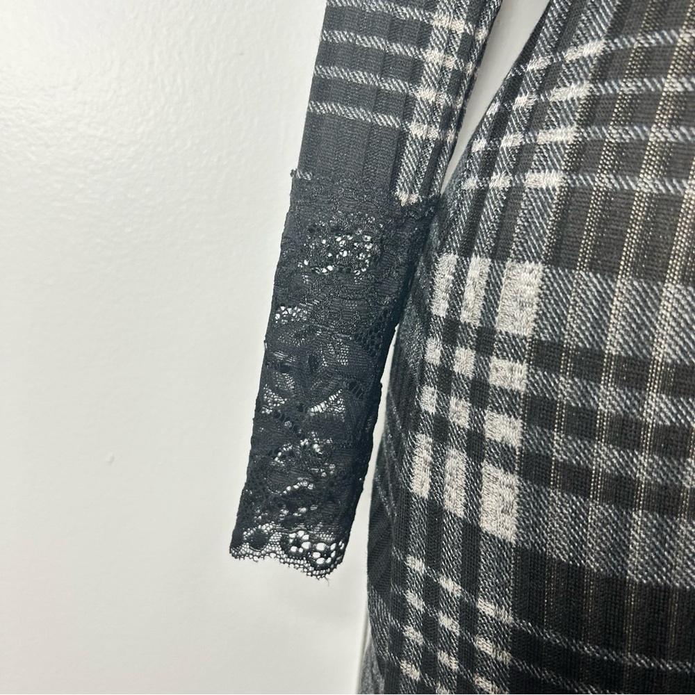 Venus Plaid Bodycon Maxi Dress - Picture 3 of 11